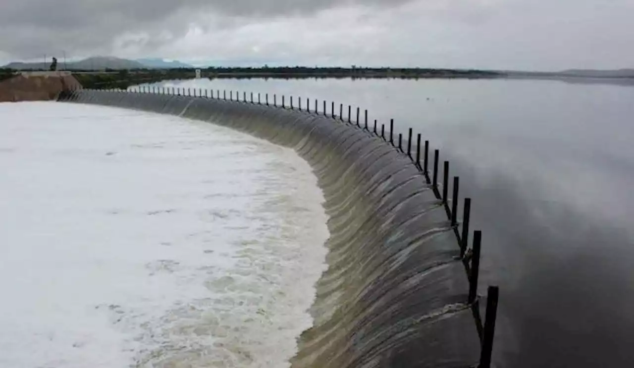 Protestan en Semarnat por contaminación en presa Endhó