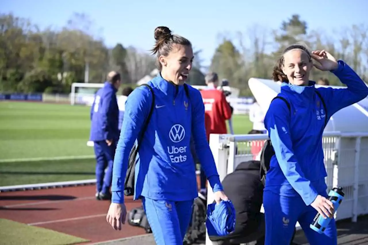 Sept changements chez les Bleues pour France-Canada