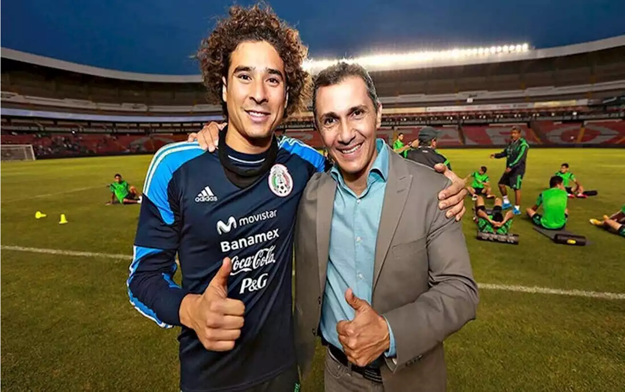 Adolfo Ríos dice que Ochoa es el mejor portero mexicano del momento