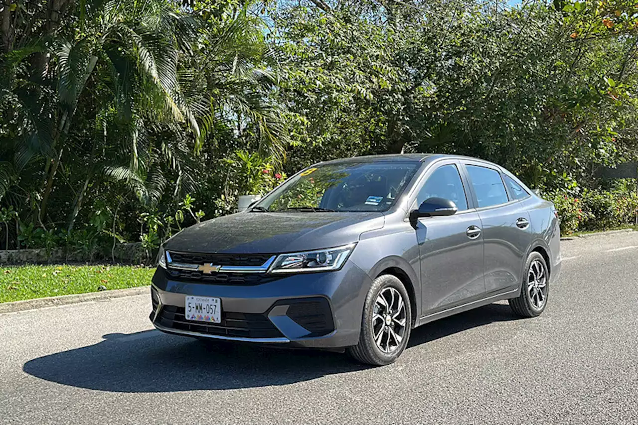 Chevrolet Aveo 2024, lo manejamos: un nuevo aire para el superventas de GM