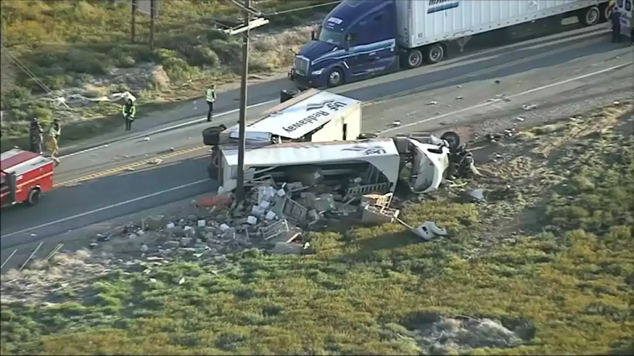 At Least 1 Dead, Several Airlifted After Wreck on Highway 138 in Antelope Calley