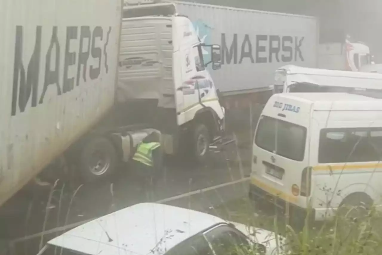 WATCH | Massive 35-vehicle pile-up in KZN leaves at least five dead, others injured | News24