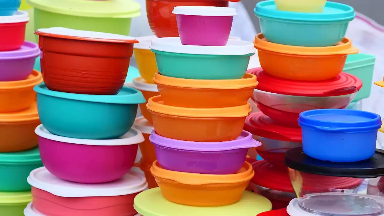 Tupperware steht schon länger mit dem Rücken zur Wand