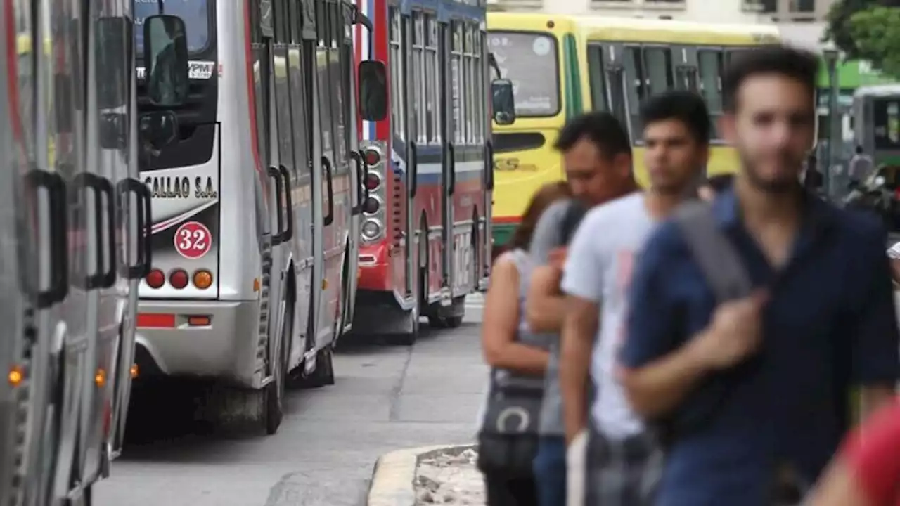 Paro de colectivos este martes 11 de abril: por un lockout 5 líneas no funcionan y otras 9 redujeron la frecuencia | Hasta qué hora dura la protesta