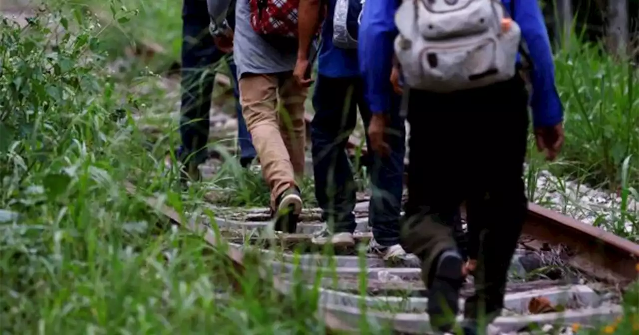 Sube a 121 cifra de migrantes víctimas de secuestro rescatados en Matehuala, San Luis Potosí