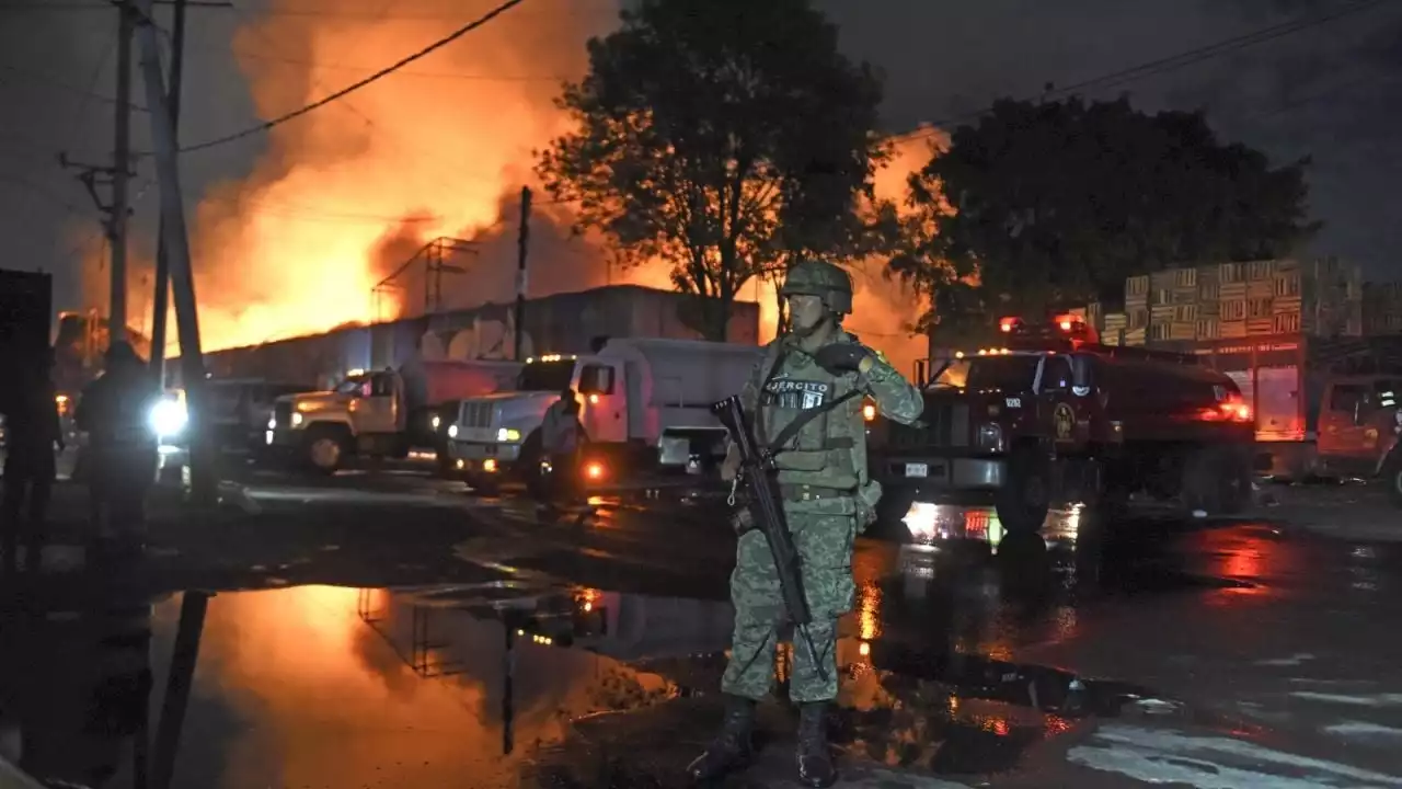 Reubican a la mitad de locatarios afectados por el incendio en la Central de Abasto