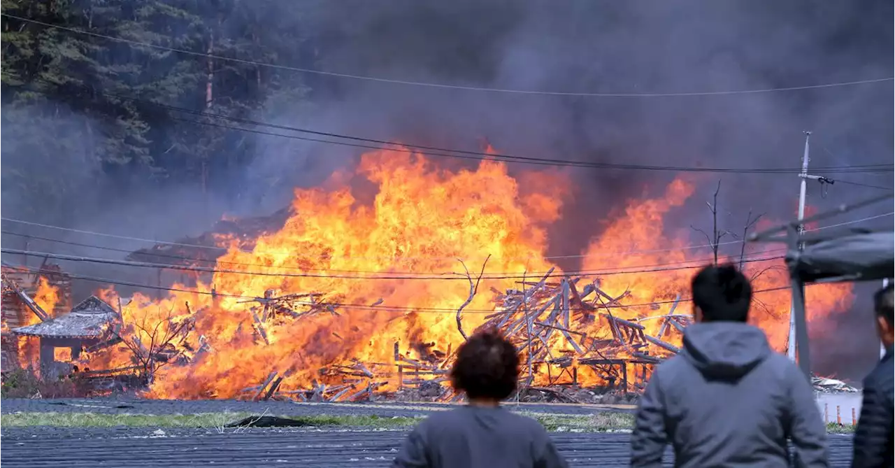 South Korea city wildfire fanned by strong winds, 300 residents evacuate homes