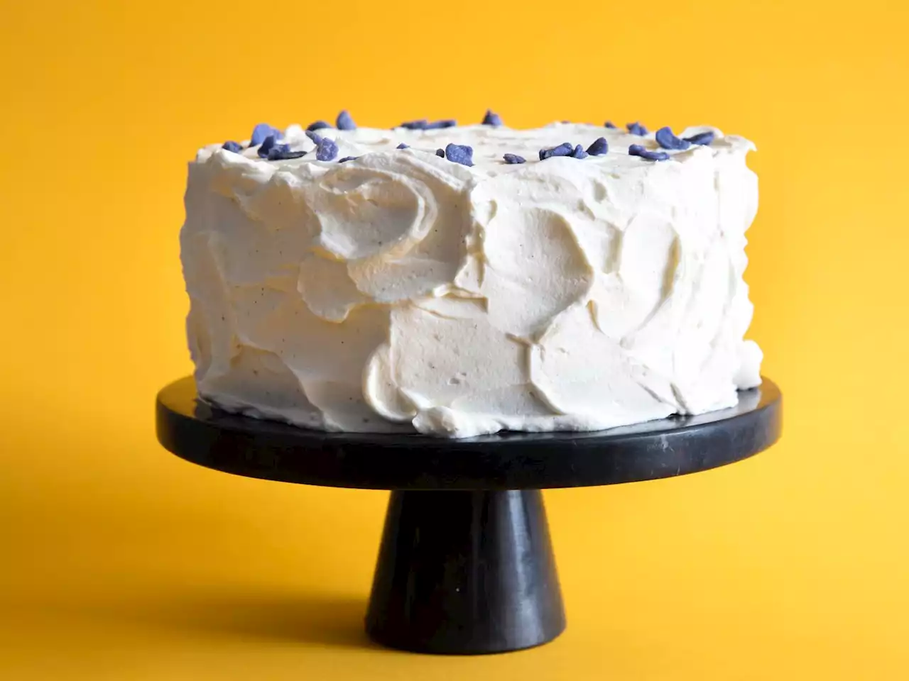 14 Cake Stands That Won’t Let You Down