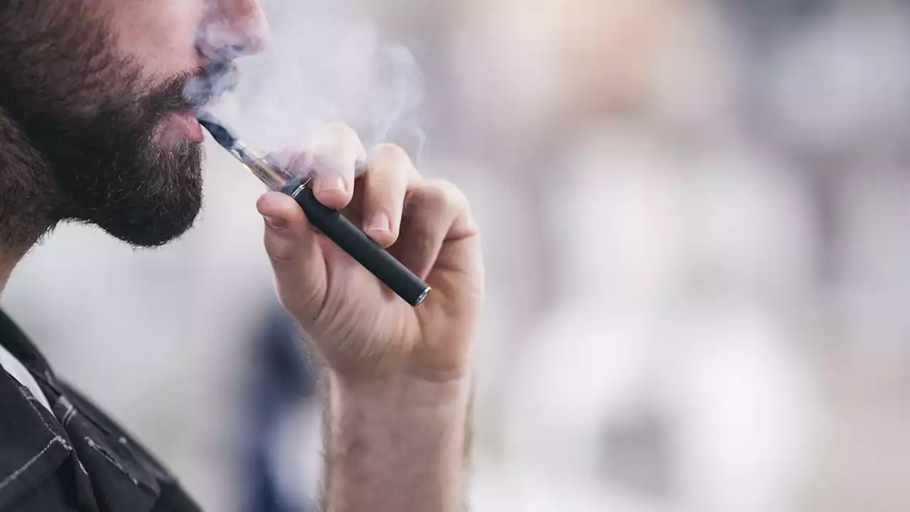 Mint flavour makes vape liquid more toxic and damaging to lungs, study reveals