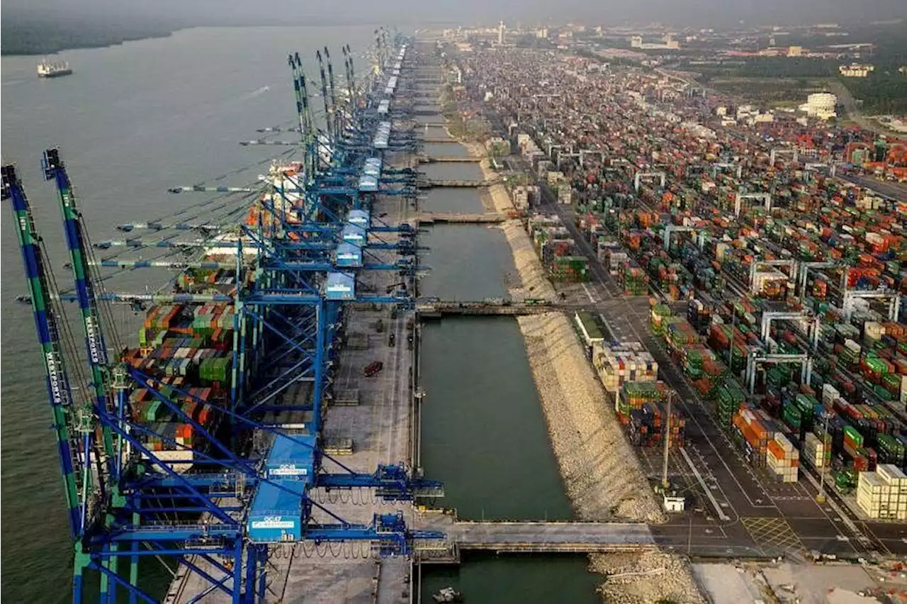 Malaysia plans $8.4 billion port to keep up with regional competitors