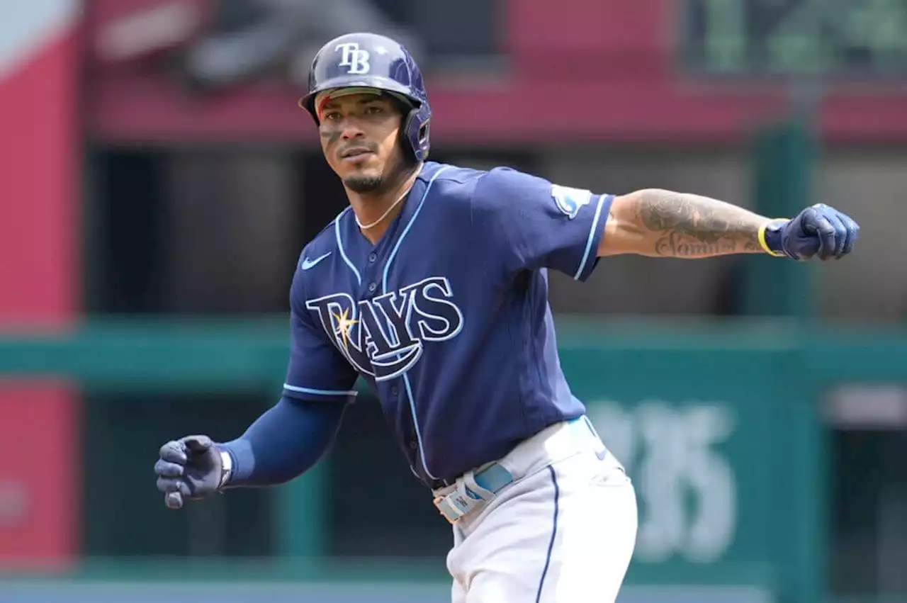 MLB notes: How the Rays are slugging into history, moving a Gold Glover and more