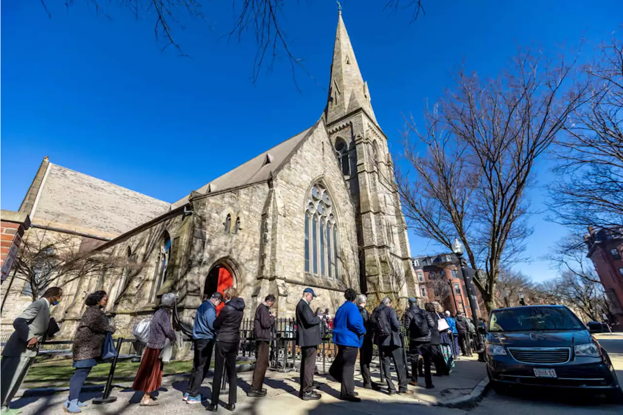 Boston says goodbye to Mel King