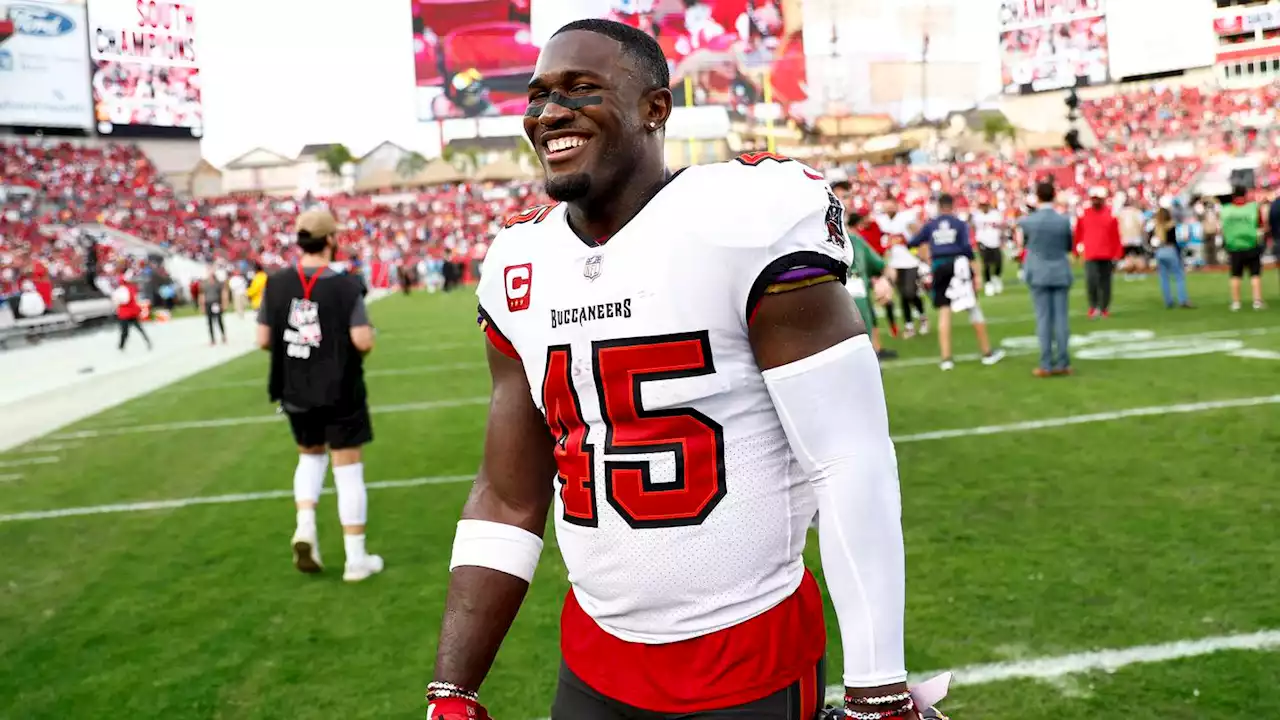 Buccaneers LB Devin White reportedly requested a trade