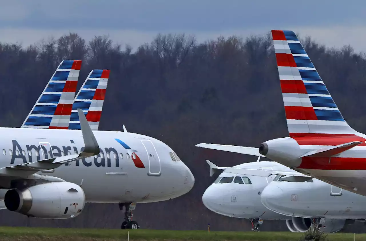 Airline stocks shares fall on American's so-so 1Q outlook