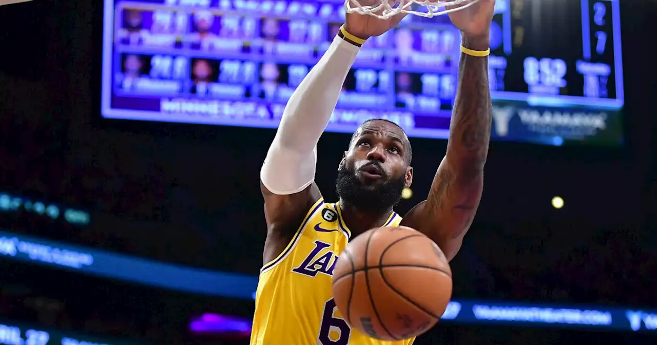 LeBron James lleva a los Los Angeles Lakers a los playoffs