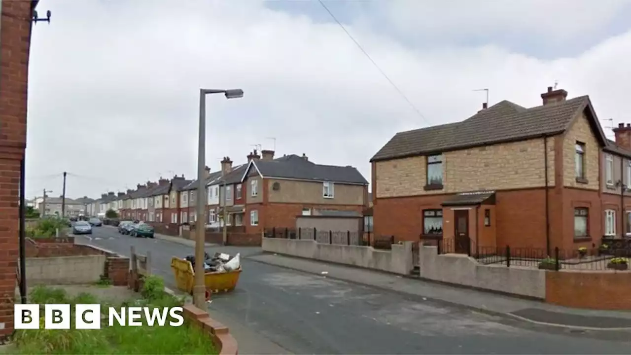 Doncaster: Attempted murder arrests after four teenagers stabbed