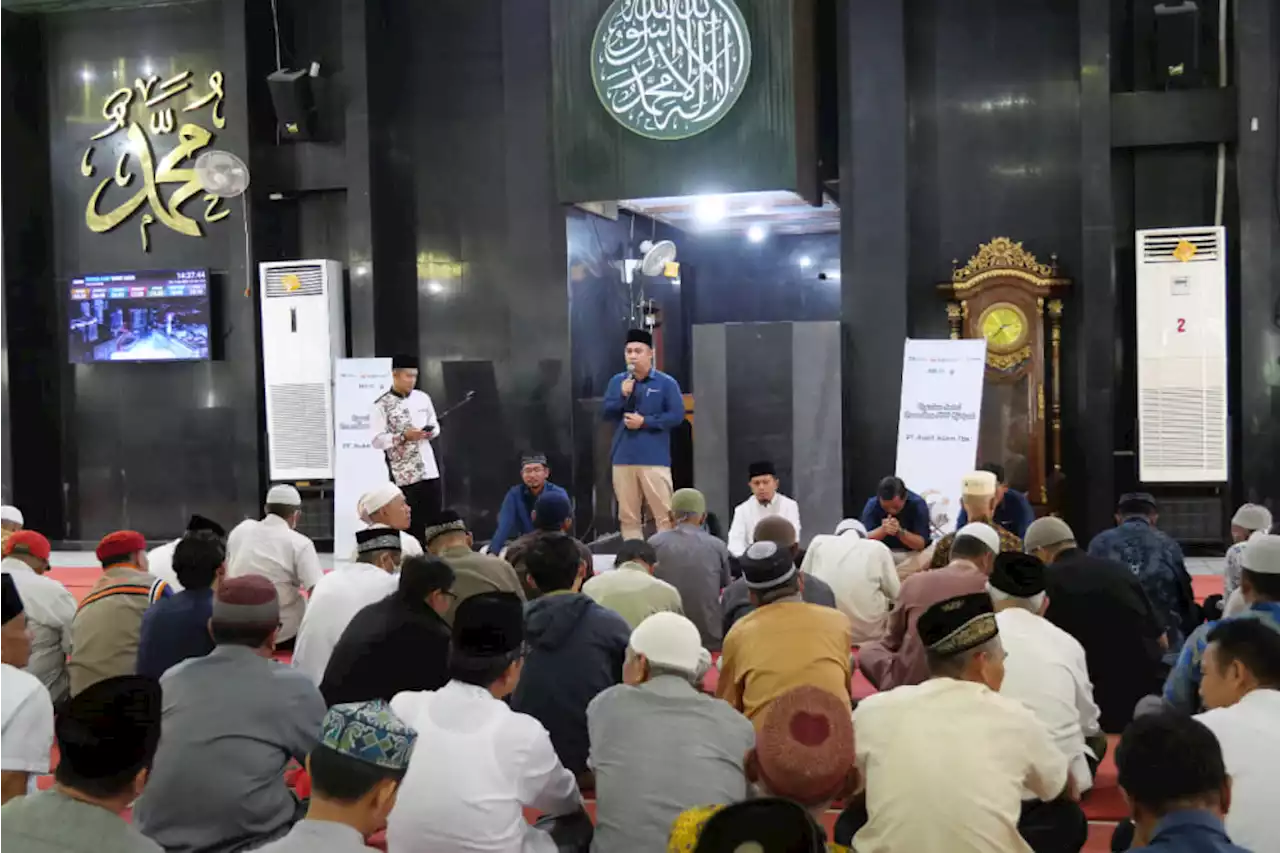 PTBA Beri Bantuan untuk 105 Masjid dan 106 Musala