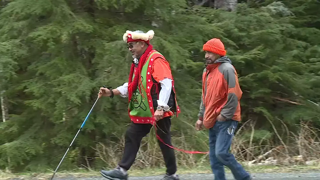 Residential school survivor 'letting go' on walk to Campbell River