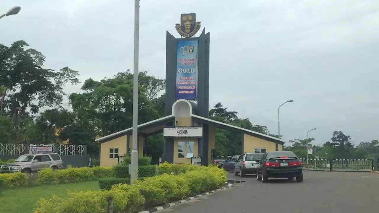 OAU final year student lynched for phone theft