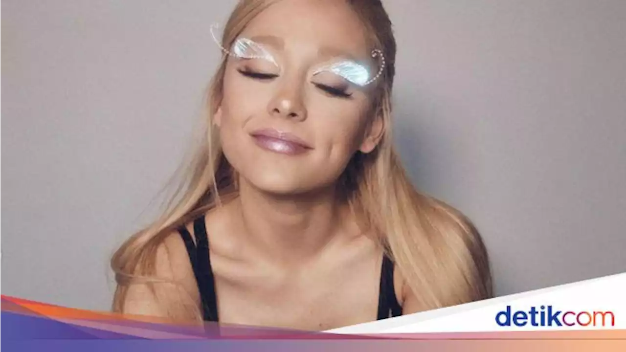 Ariana Grande Tanggapi Kritik Soal Badan Makin Kurus, Beri Jawaban Menohok