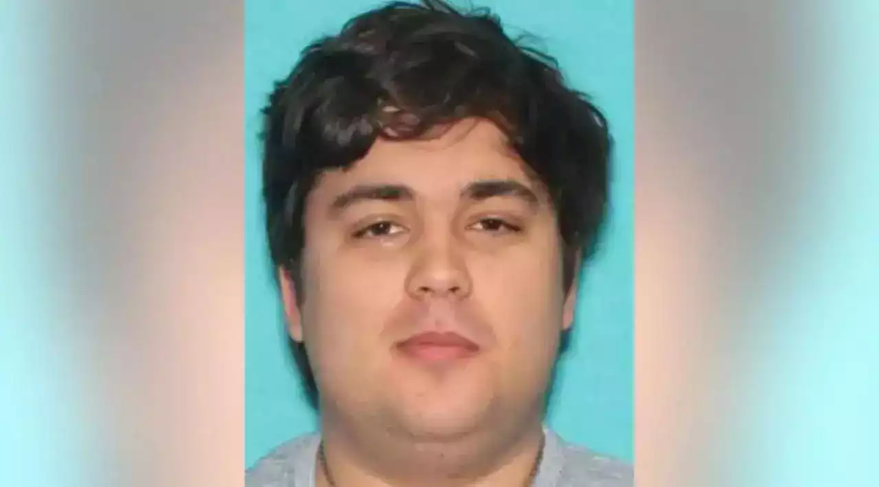 Texas high school teacher arrested for alleged improper relationship with student, child porn possession