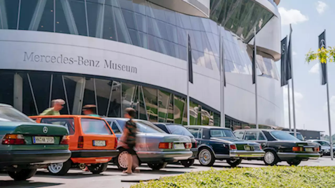 Mercedes-Benz Museum attracts collectors with ‘Classics & Coffee’ event