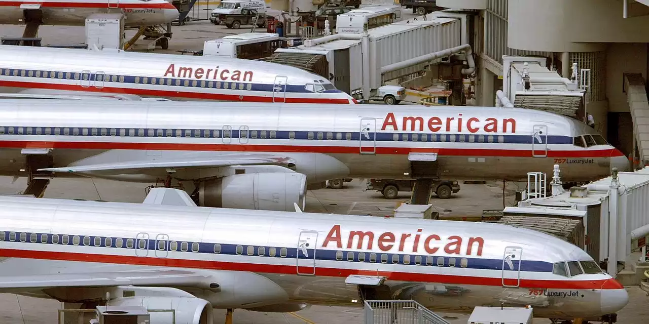 American Airlines stock dives after profit outlook raised, but disappoints Wall Street