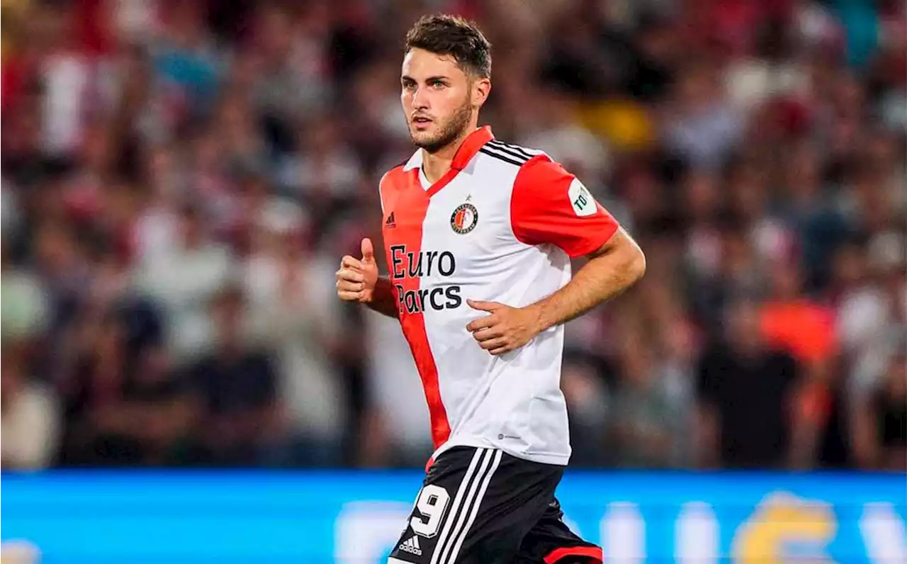 DT del Feyenoord tiene fe que Santiago Giménez se quedará en el club