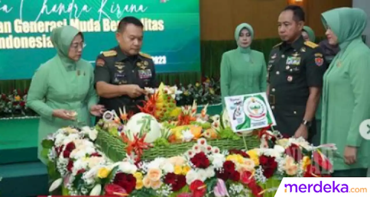 Foto : Momen Manis Kasad Jenderal Dudung dan Wakasad Letjen Agus dengan Istri | merdeka.com