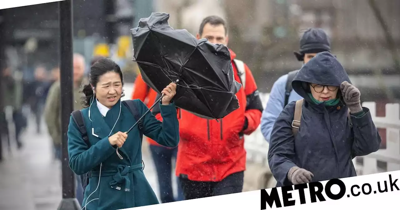 Storm Noa batters UK with heavy rain and 70mph winds