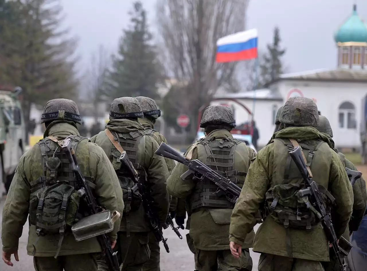 Russians flee Crimea, abandon property ahead of Kyiv's counteroffensive