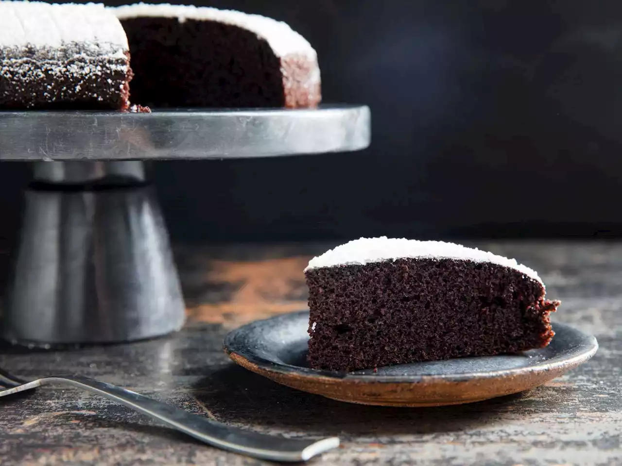 Dairy-Free Chocolate Cake Recipe