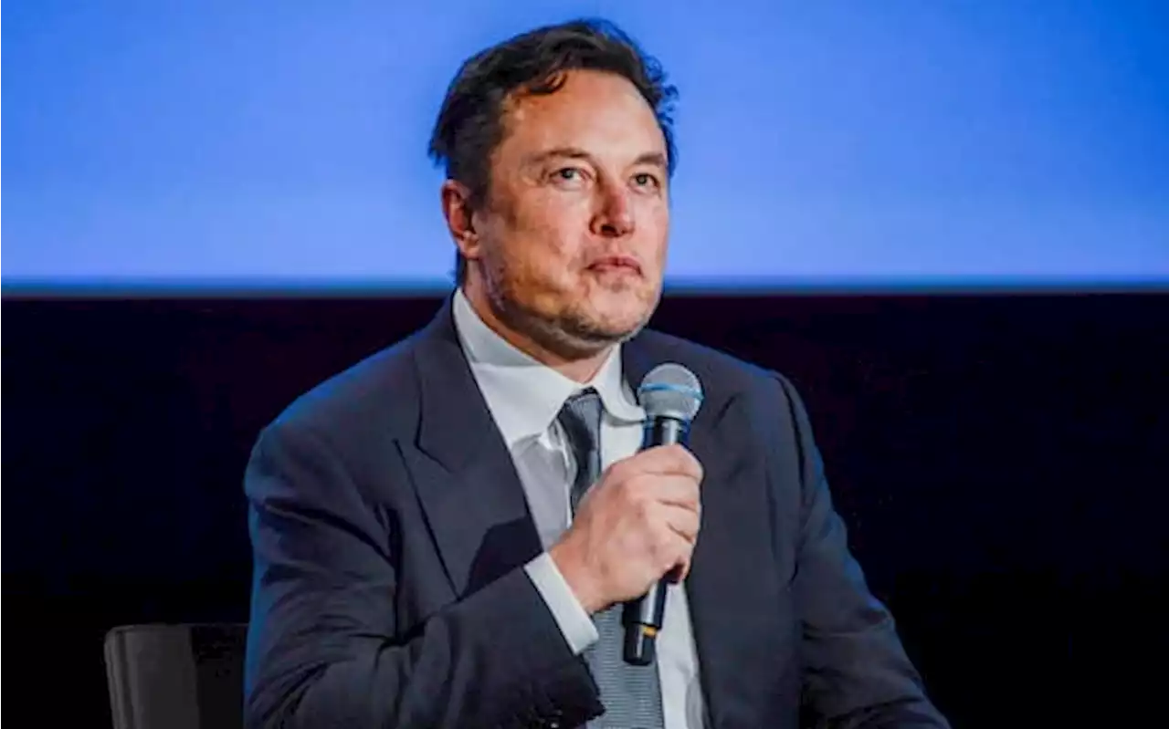 Twitter, Elon Musk: 'Da 8mila a 1.500 dipendenti, gestione dolorosa'