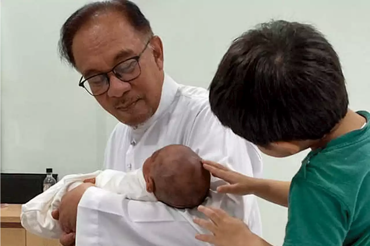 Malaysia PM Anwar welcomes birth of 12th grandchild