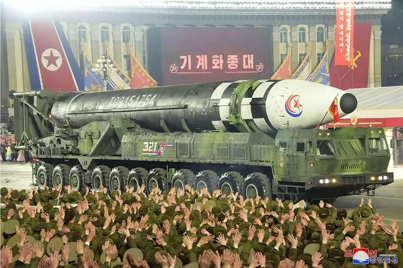 North Korea parade 'probably oversells' ICBM threat: Leaked document