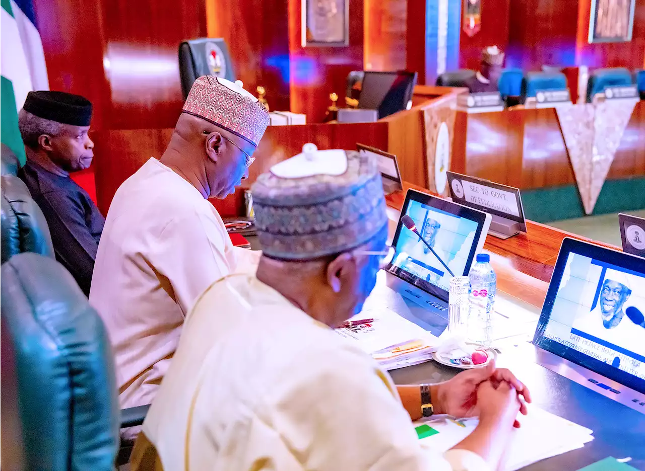 Osinbajo presides as FEC observes a minute silence in honour of Bola Ajibola | TheCable