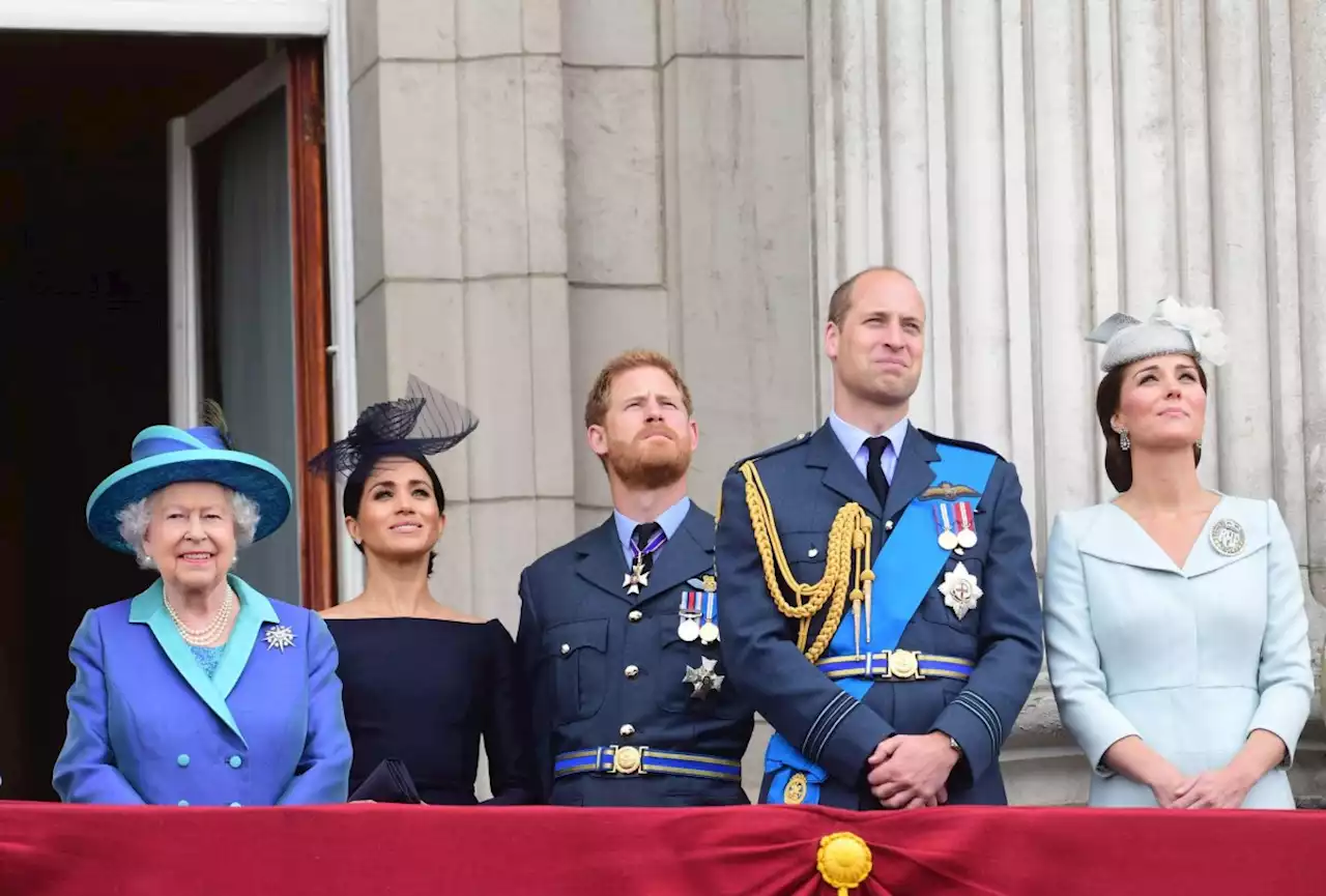 Harry unlikely to make balcony appearance at coronation unless Charles breaks from tradition