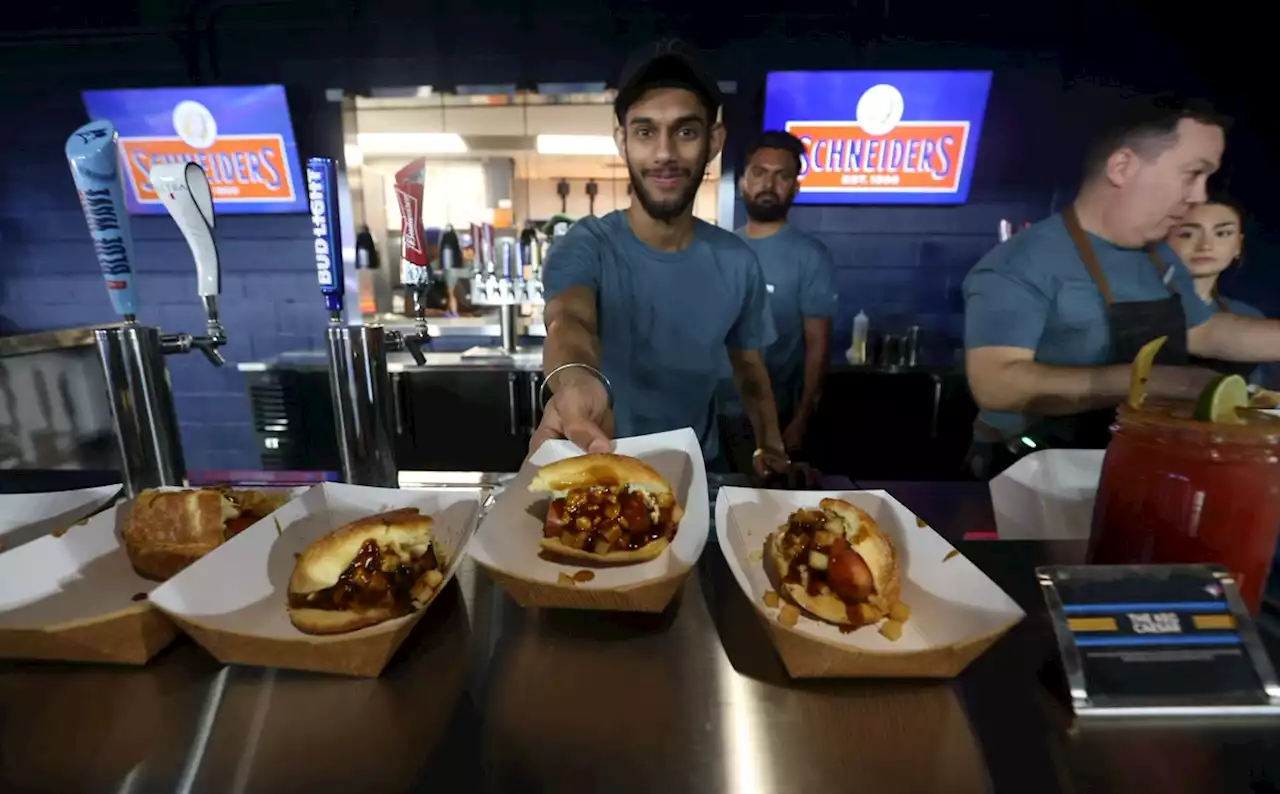 SIMMONS: Poutine hotdog the star of Blue Jays home opener