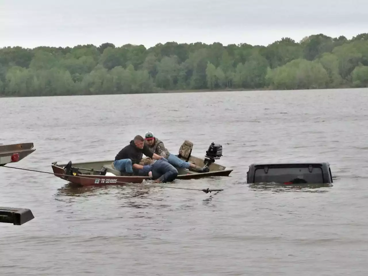 Missing woman rescued from submerged Jeep, Texas police say