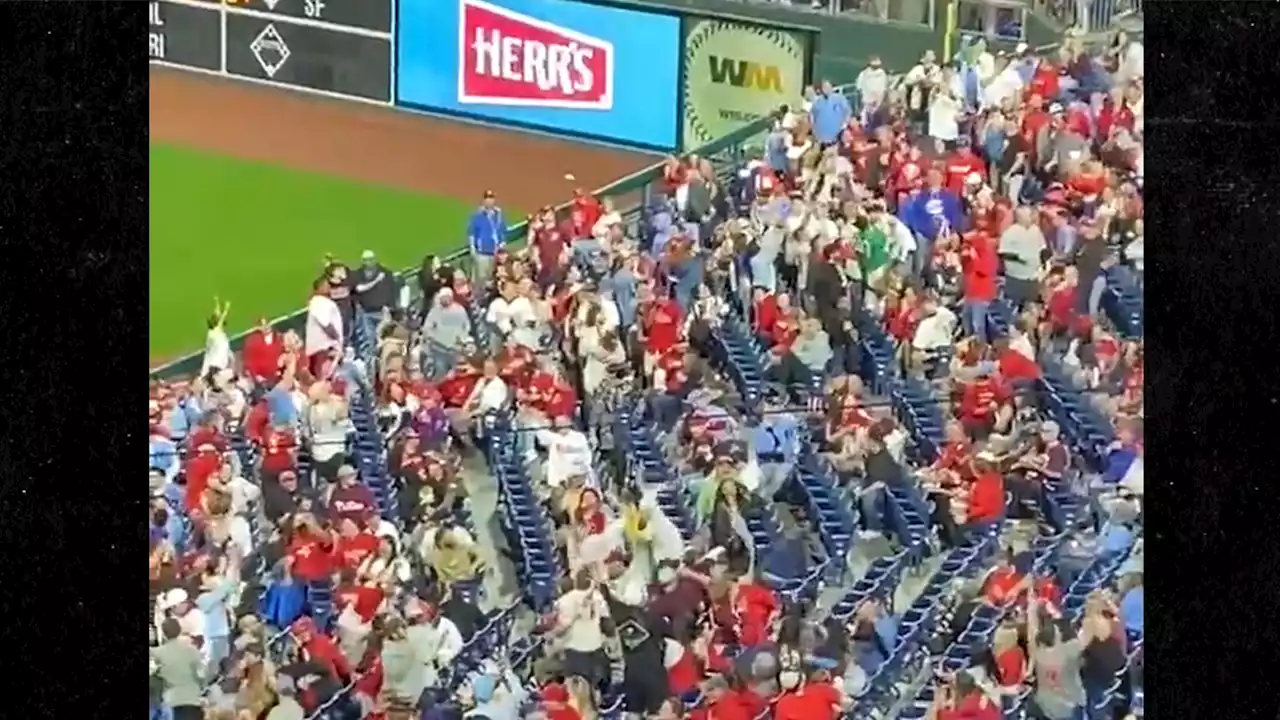 Phillies Fans Get In Massive Food Fight During Dollar Dog Night