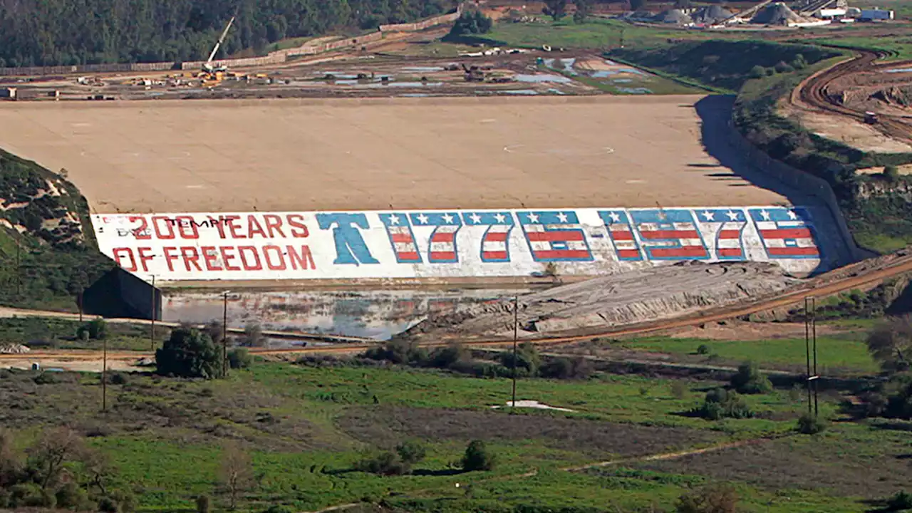 Students' 1976 bicentennial mural being replaced on Prado Dam near Corona