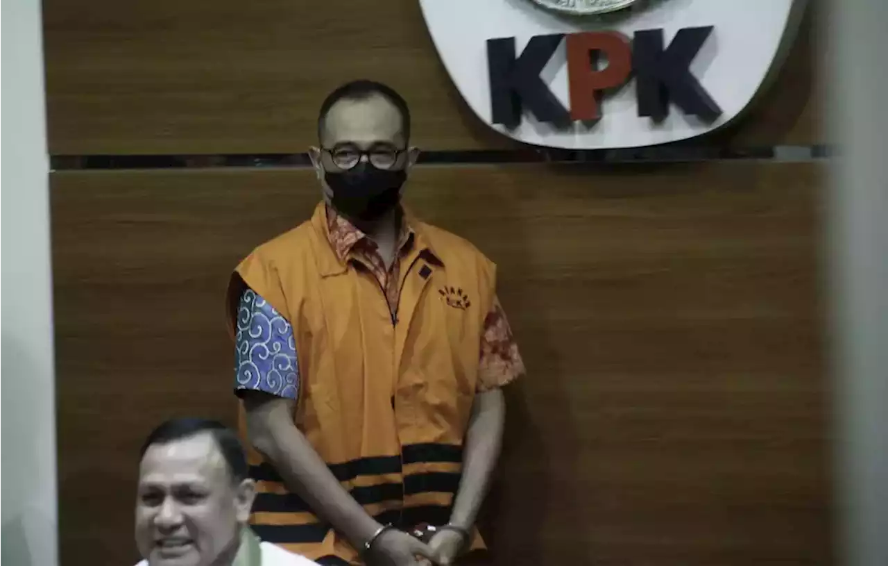 Perlu Waktu Cari Bukti, KPK Perpanjang Penahanan Rafael Alun Trisambodo