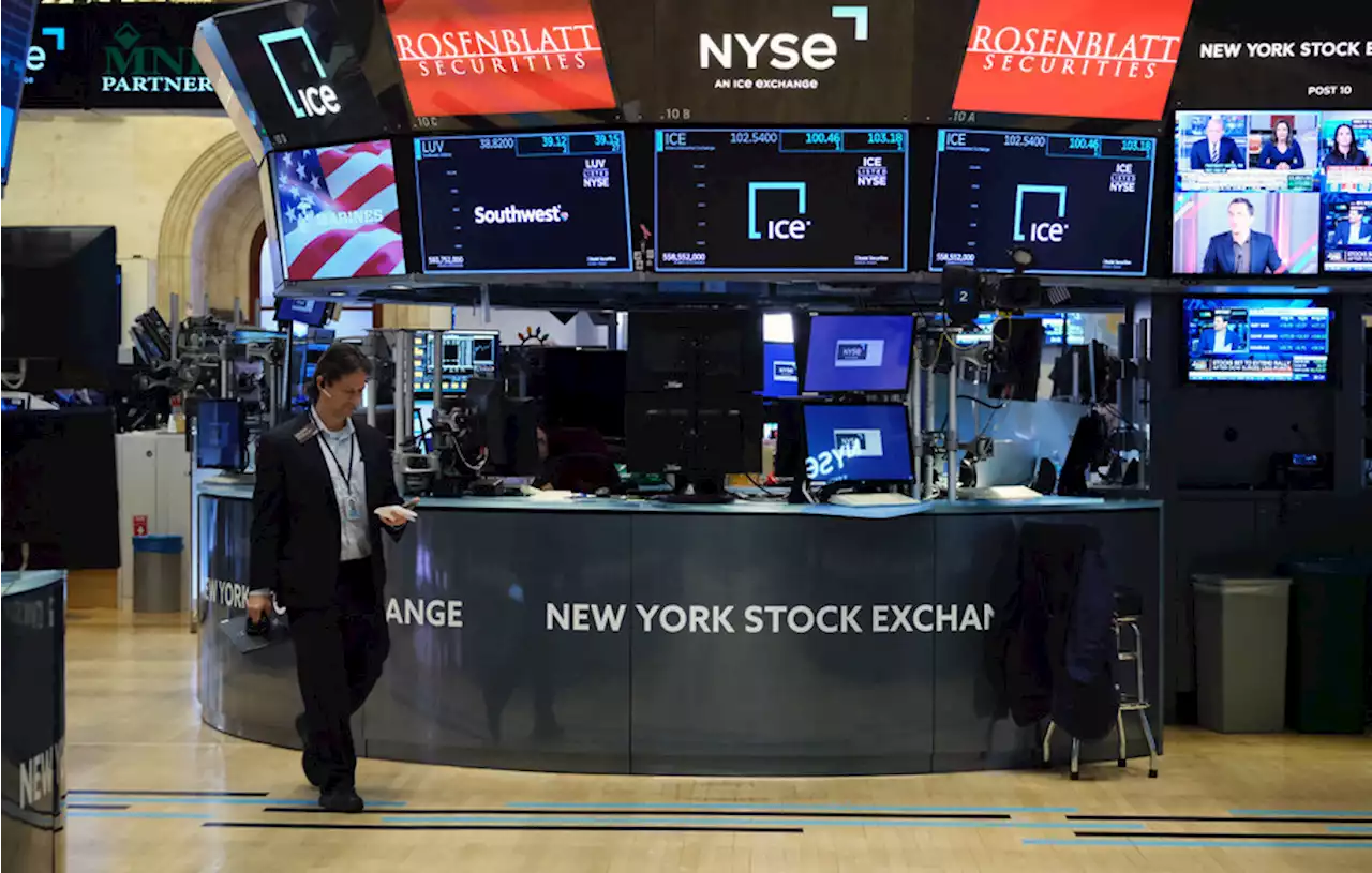 Wall Street Ditutup Melemah Usai Data Inflasi AS Dirilis