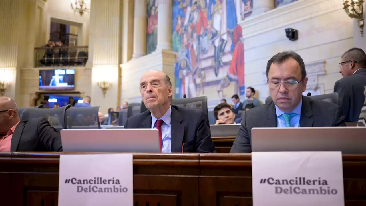 El canciller ha faltado a 9 citaciones en el Congreso: Centro Democrático