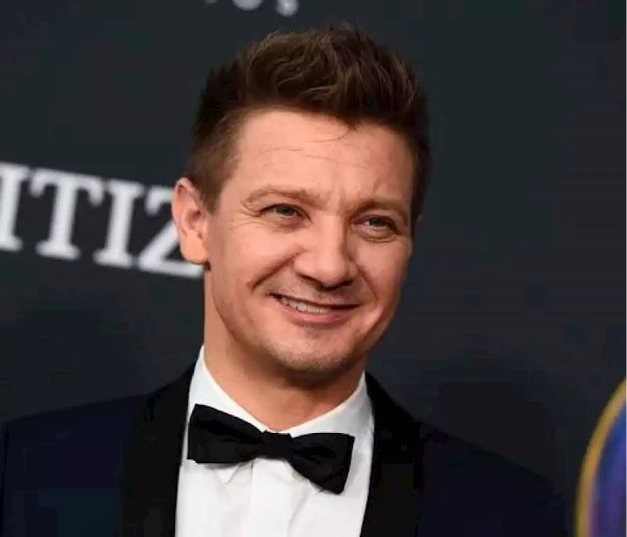 Actor de Marvel, Jeremy Renner, reaparece tras horrible accidente