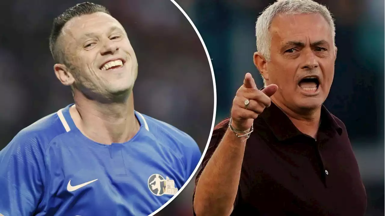 Mourinho y Cassano ocupan los titulares por una eterna polémica