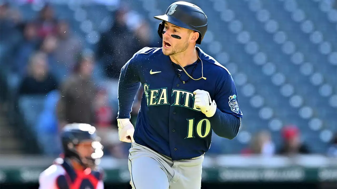 Mariners' Jarred Kelenic launches mammoth home run, second-longest of MLB season: ‘Absolutely smoked’