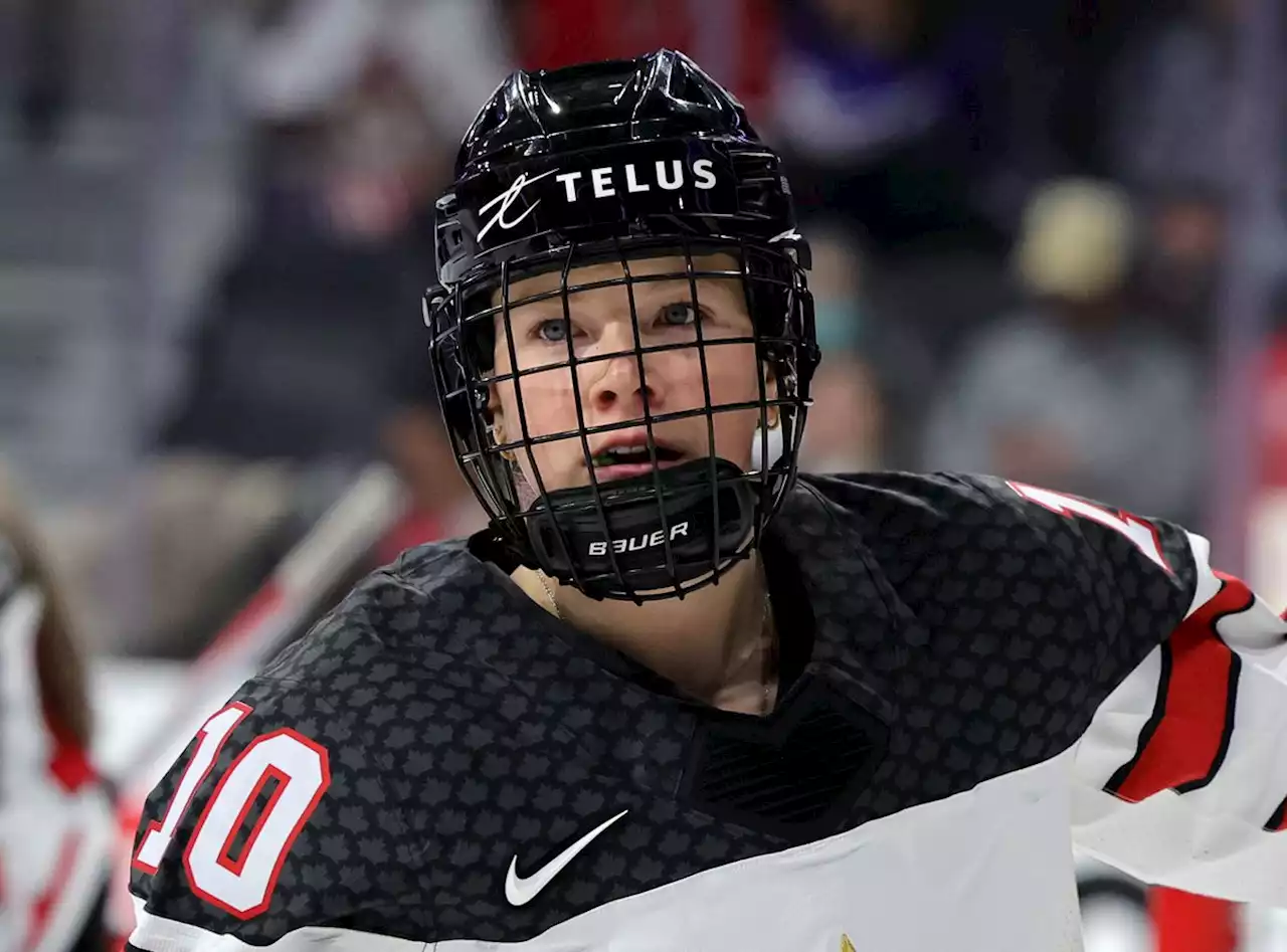 Fillier starring for Canada at women’s worlds