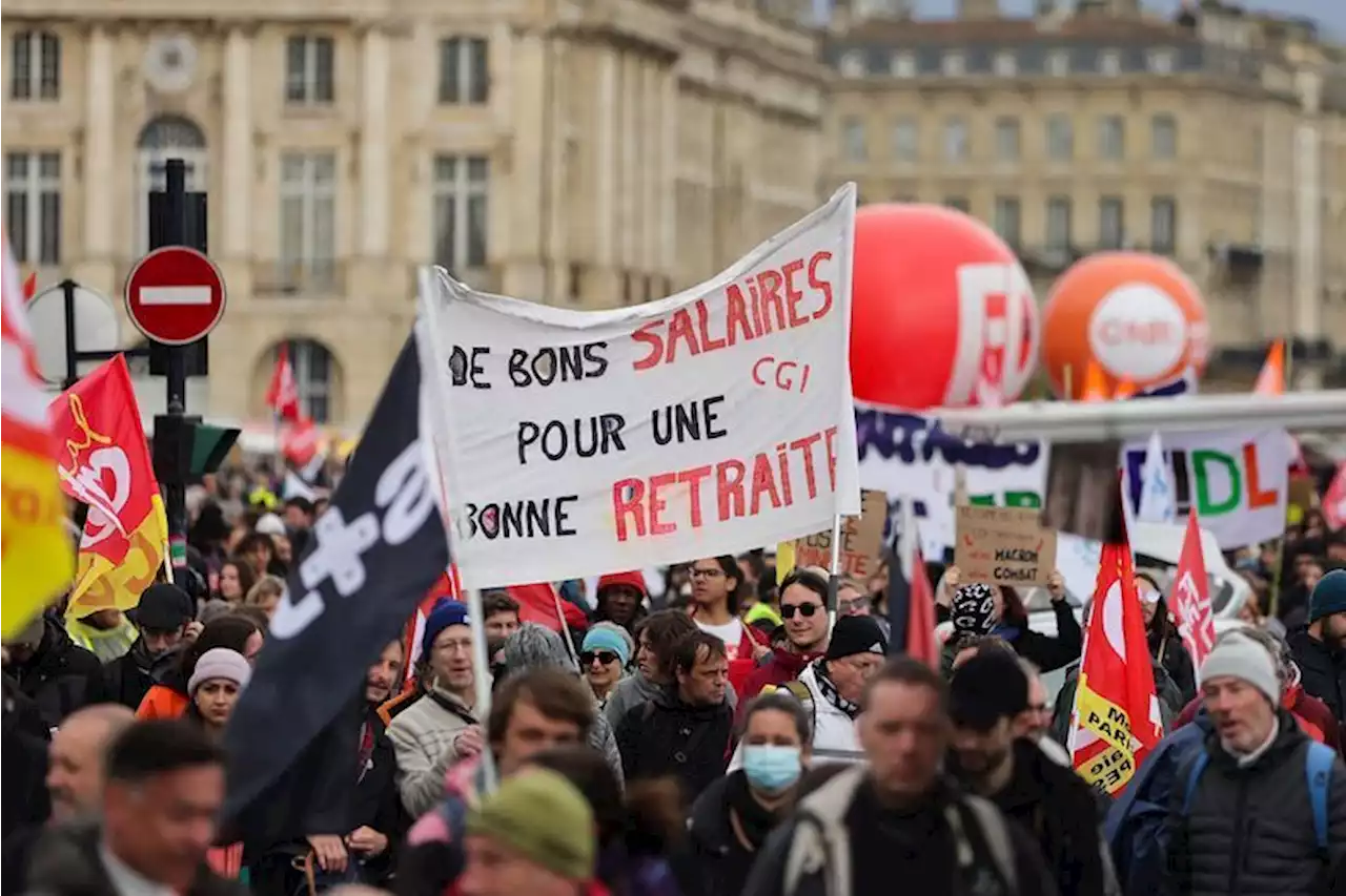 Retraites : dernière journée de blocage avant la décision du Conseil constitutionnel, suivez notre direct