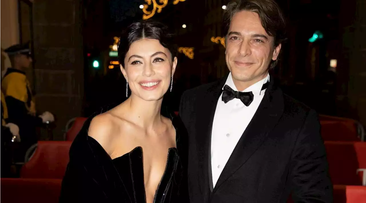 Alessandra Mastronardi annuncia le nozze: 'A luglio sposo il mio primo amore'